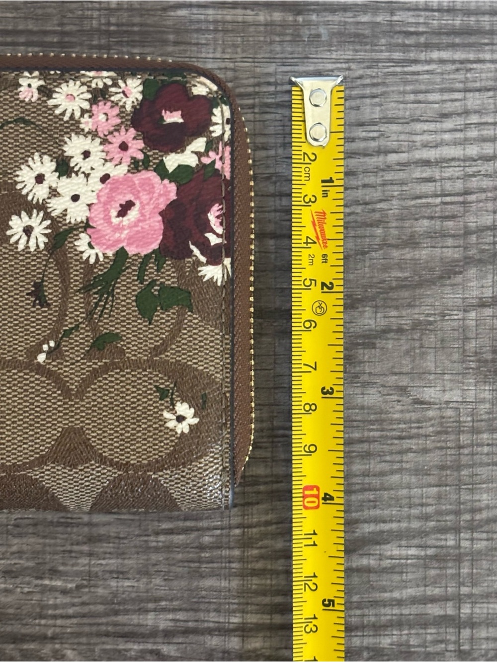 EUC Coach Long Zip Around Wallet in Signature Canvas with Evergreen Floral - Picture 11 of 12